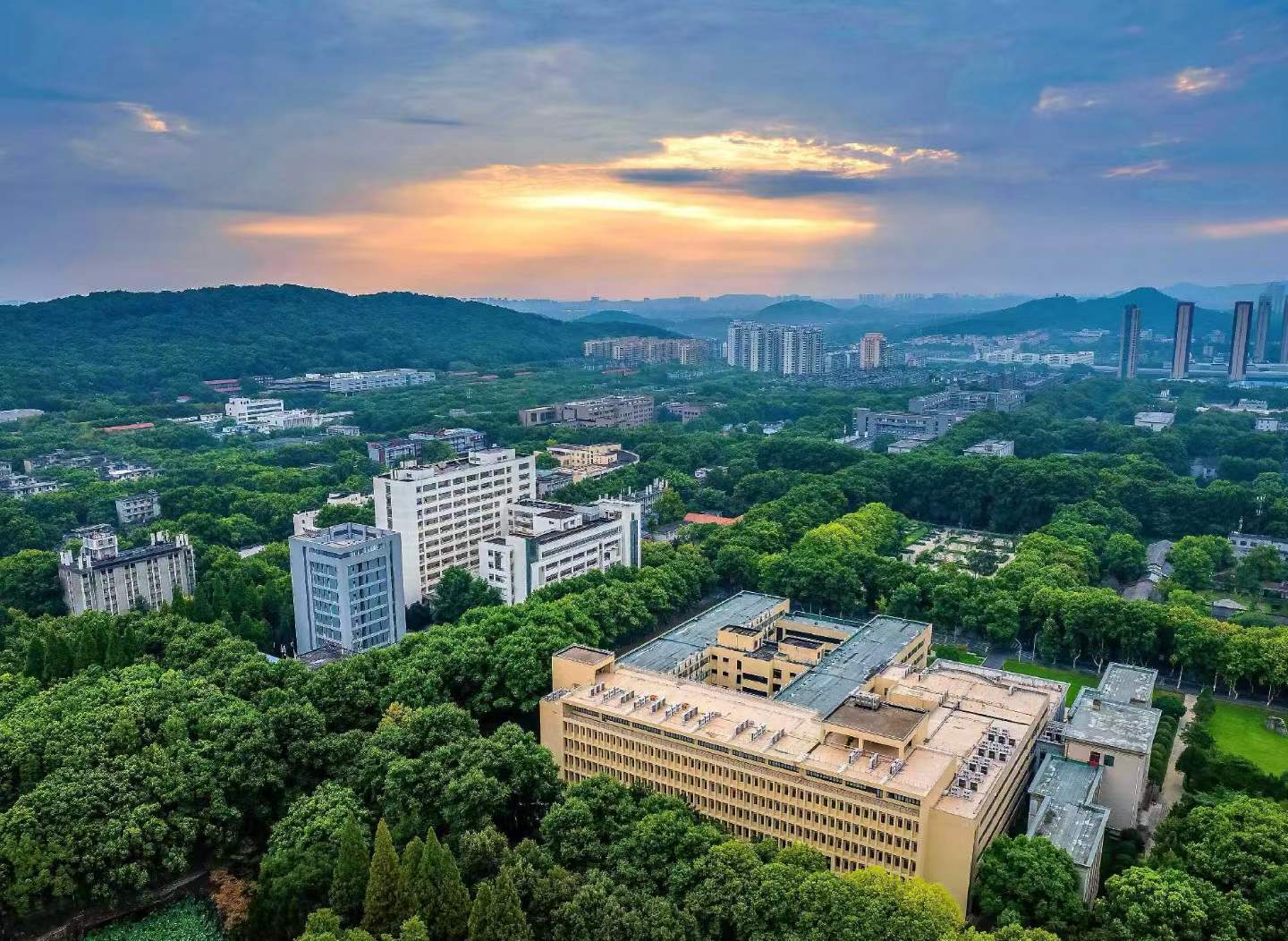 微信图片_2026-10-19_172438_937.jpg